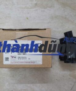 BƠM NƯỚC RỬA KÍNH HYUNDAI KONA 2017 | 985102J500