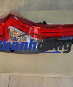 ĐÈN HẬU MITSUBISHI PAJERO 2015-2021 | 8330B002