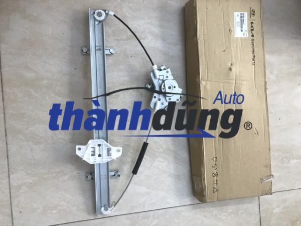 COMPA LÊN KÍNH TRƯỚC PHỤ HYUNDAI STAREX 2007 | 824044A010