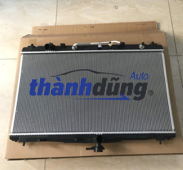 két nước toyota camry 2.0l 2015 | 164000v170