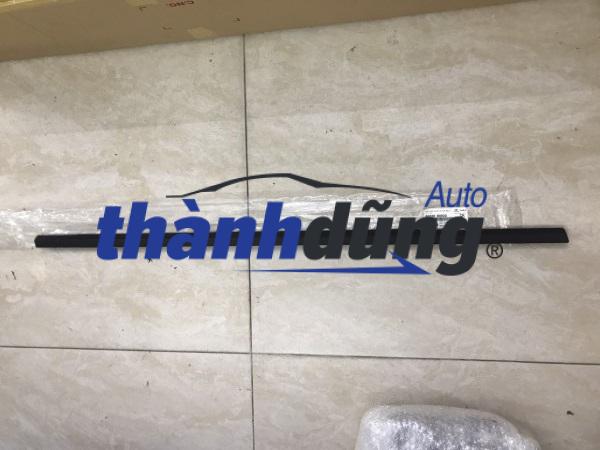 NẸP CHÂN KÍNH NGOÀI KIA CARNIVAL 2.2L 2024 | 82210R0000 - Ảnh 2