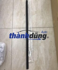 nẹp chân kính ngoài kia carnival 2.2l 2024 | 191015r1000