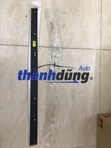 NẸP THÀNH CÁNH CỬA TRƯỚC XE HYUNDAI TUCSON | 87722D3000CA - Ảnh 2