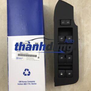 công tắc lên xuống kính tổng chevrolet captiva | 96628538