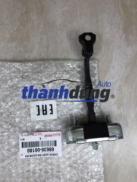 giới hạn cánh cửa sau toyota camry 2020 | 68630-06180