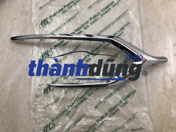 nẹp mạ đèn gầm phải mitsubishi mirage 2018 | 6402a392