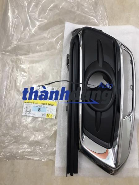 ốp mạ đèn gầm phụ chevrolet cruze 2015 | 42359623