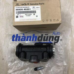 xy lanh phanh sau trái hyundai county | 5832045201