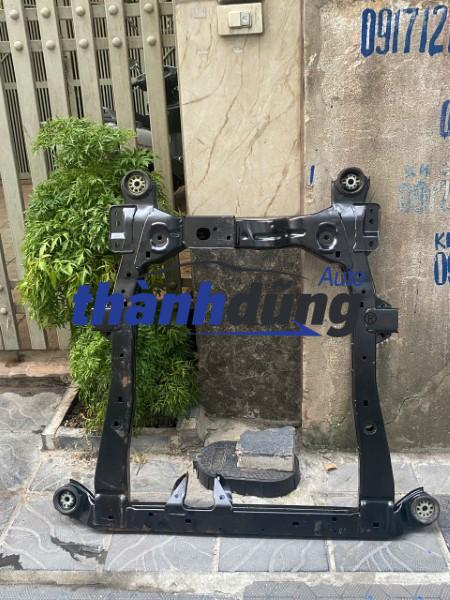 BỆ ĐỠ GẦM MÁY CHEVROLET CRUZE 1.6L 2009 | 13327079