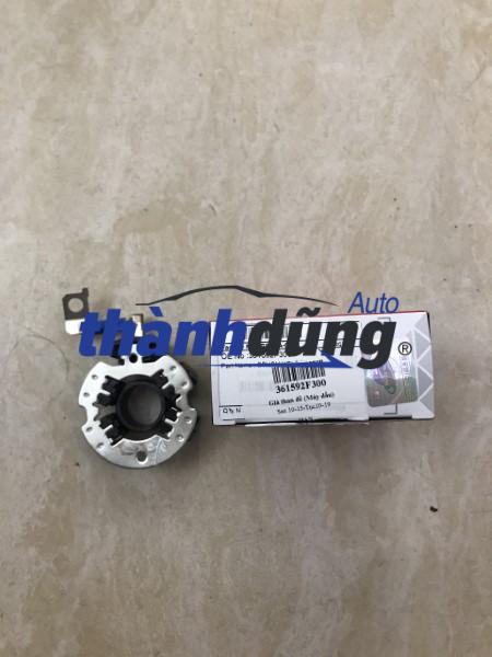 ĐẾ THAN ĐỀ KIA SEDONA 2016 | 36159-2F300