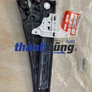 COMPA LÊN KÍNH SAU PHỤ KIA SEDONA | 83404-A9000