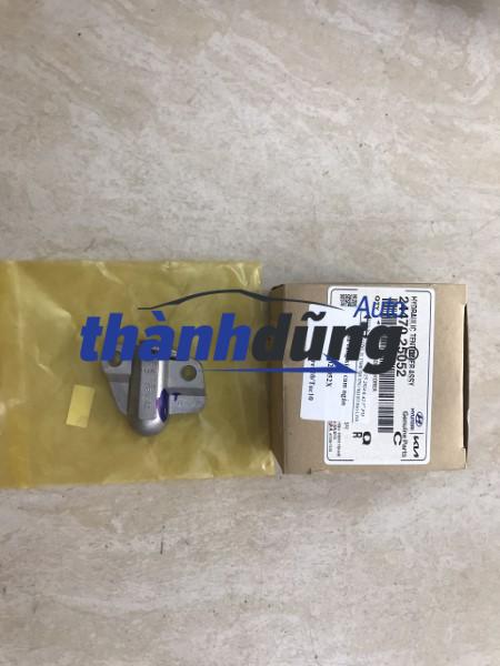 BÚA TĂNG SÊN CAM HYUNDAI TUCSON 2011 | 2447025052