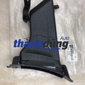 ỐP CỬA GIÓ CẢN TRƯỚC XE HYUNDAI ELANTRA 2018 | 86568F2300