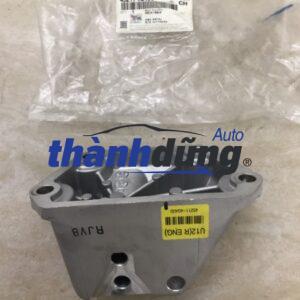 BÁT BẮT CHÂN MÁY HỘP SỐ KIA SEDONA 2022 | 45211-4G430