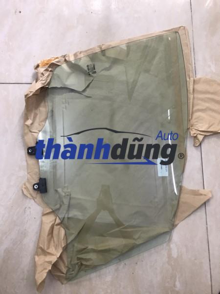 KÍNH CÁNH CỬA SAU TRÁI NISSAN LIVINA 2011 | 823126A00D