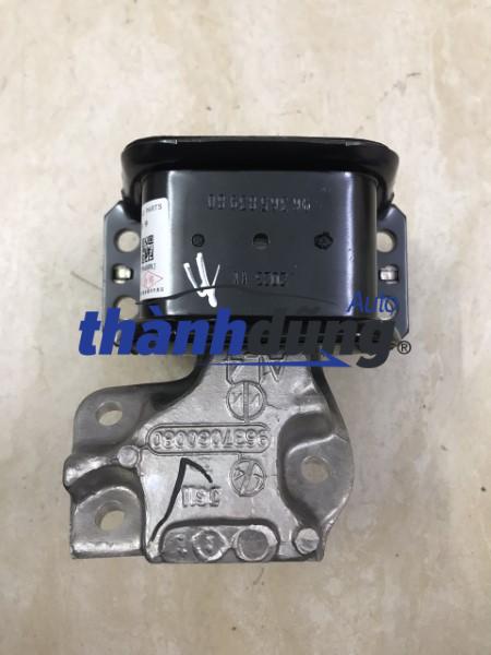 CHÂN MÁY PHẢI PEUGEOT 408 1.6L | 9636583980