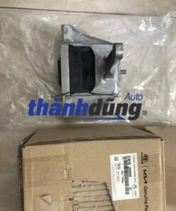 CAO SU CHÂN MÁY HYUNDAI ELANTRA 2018 | 21810J9000