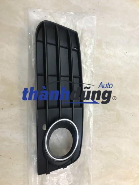ỐP ĐÈN SƯƠNG MÙ PHỤ AUDI A4 2010 | 8KD807681