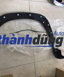 VIỀN CUA LỐP TRƯỚC PHẢI TOYOTA CROSS | 75601-0A010