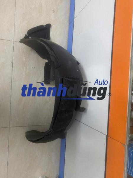 LÒNG DÈ CHẮN BÙN TRƯỚC PHẢI CHEVROLET TRAX | 95142652