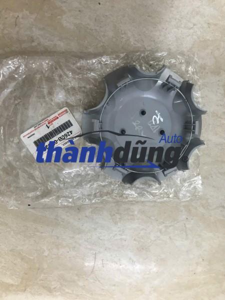 NẮP CHỤP MAY Ơ TOYOTA FORTUNER 2006-2012 | 4260B0K020