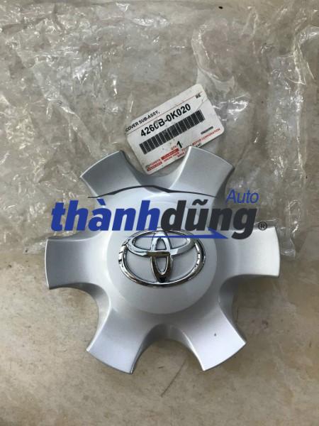 NẮP CHỤP MAY Ơ TOYOTA FORTUNER 2006-2012 | 4260B0K020