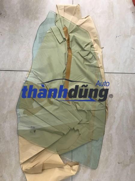 KÍNH CÁNH CỬA TRƯỚC PHỤ XE HYUNDAI KONA | 82410A0030