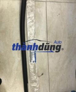 NẸP CHÂN KÍNH SAU PHẢI XE FORD RANGER | AB3Z2625554F