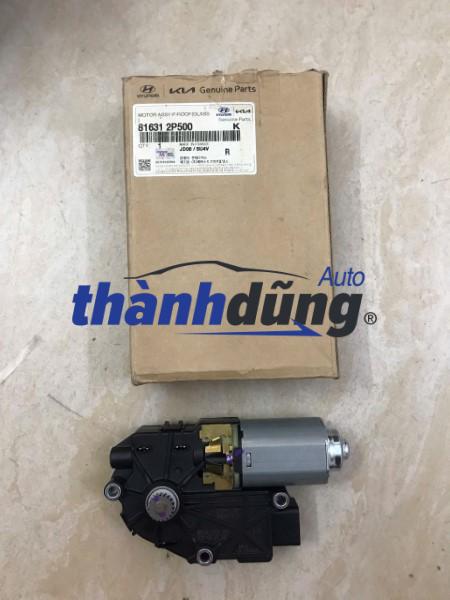 MÔ TƠ CỬA SỔ TRỜI XE KIA SEDONA 2015 | 816312P500