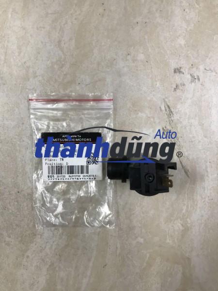 BƠM NƯỚC RỬA KÍNH XE MITSUBISHI JOLIE 2005 | MB848901