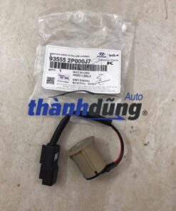 NÚT MỞ NẮP BÌNH NHIÊN LIỆU KIA SORENTO 2.2 2013 | 935552P000