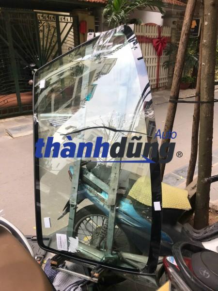 KÍNH CHẮN GIÓ TRƯỚC XE FORD ESCAPE 2009 | 8L8Z-7803100-A