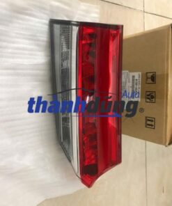 ĐÈN HẬU MIẾNG TRONG TRÁI TOYOTA ALTIS | 8159002A70