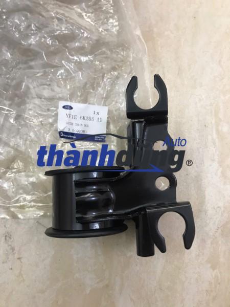 CHÂN MÁY HỘP SỐ XE FORD ESCAPE 2002 | E18139070