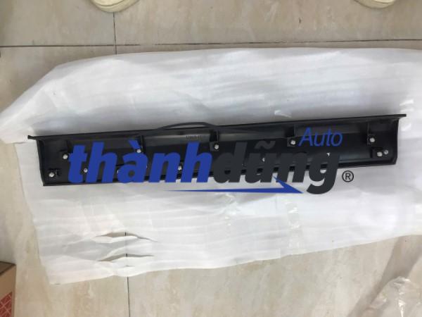 ỐP LƯỜN CÁNH CỬA SAU PHẢI MAZDA CX8 | K1315-1RC1