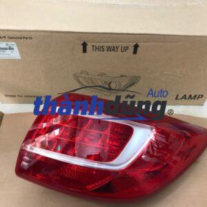 ĐÈN HẬU NGOÀI XE KIA SPORTAGE 2010 | 924023W000