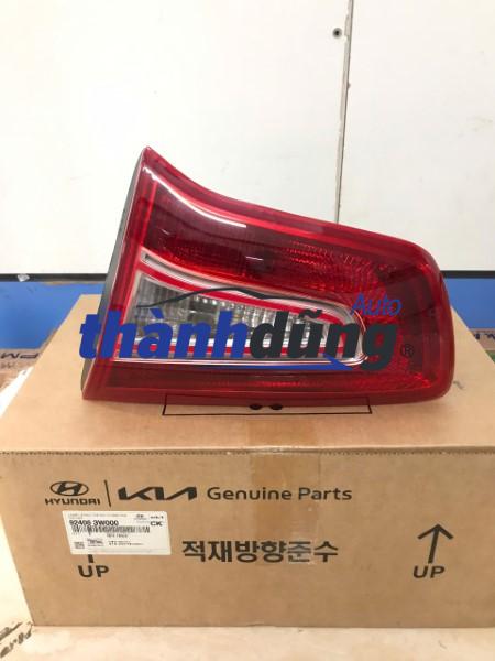 ĐÈN HẬU MIẾNG TRONG PHỤ KIA SPORTAGE | 92406-3W000
