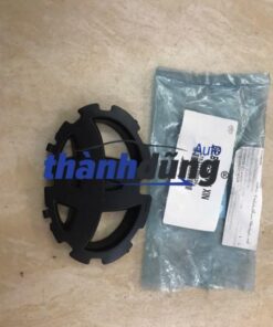 ỐP NHỰA BIỂU TƯỢNG TOYOTA INNOVA 2011 | 75312-0K020