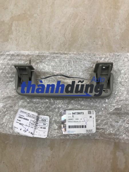 TAY VỊN TRẦN XE CHEVROLET COLORADO 2017 | 94729073