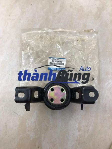 CHÂN MÁY DẦU MAZDA 323 1.6 1994 | BC1F39060