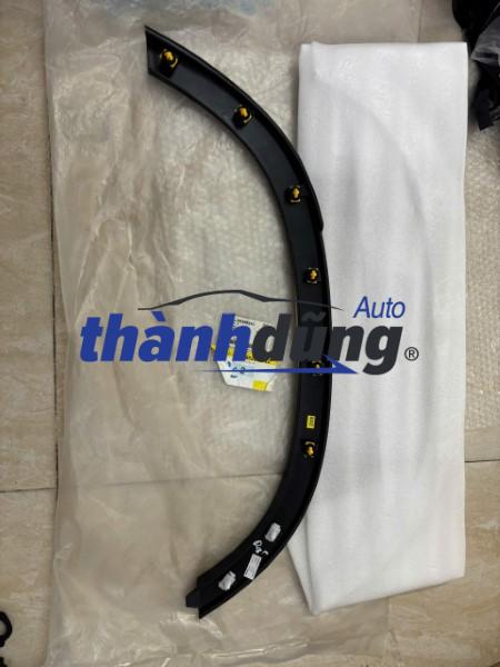 ỐP PHỒNG BÁNH TRƯỚC TRÁI CHEVROLET TRAX | 95298241