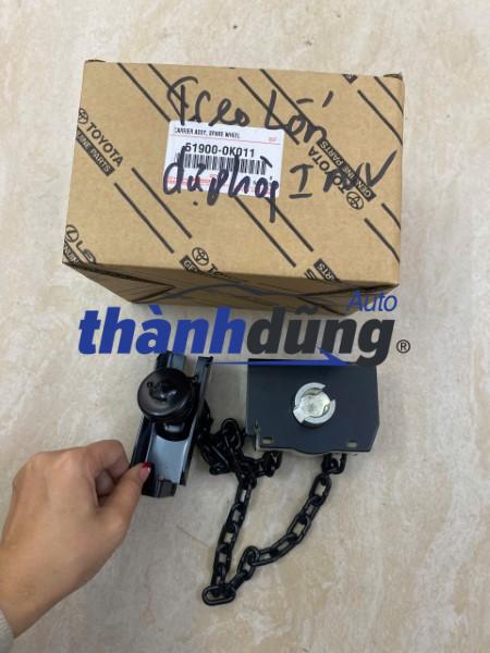 TREO LỐP DỰ PHÒNG TOYOTA HILUX 2006 | 51900-0K011