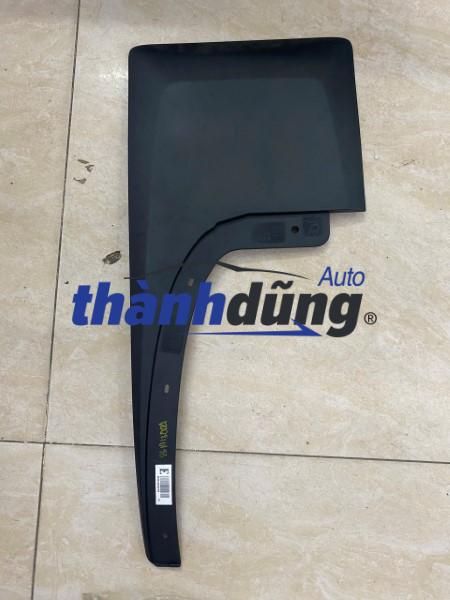 CHẮN BÙN BÁNH XE MAZDA BT50 2016 | 1D0251870A