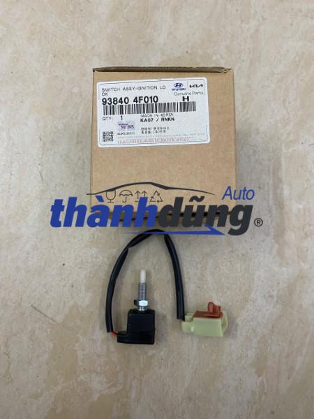 CẢM BIẾN CHÂN CÔN KIA K200 | 938404F010