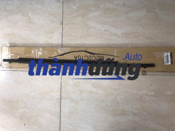 NẸP CHÂN KÍNH SAU TRÁI MAZDA CX5 2023 | KB7W50670C