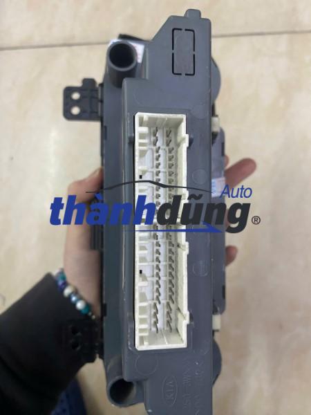 CÔNG TẮC ĐIỀU HÒA KIA SPORTAGE 2.0 AT | 97250-3W100