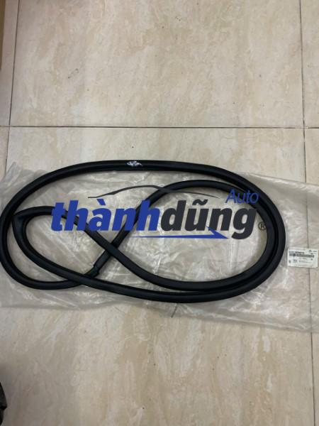 RON THÂN XE SAU PHỤ HYUNDAI SANTAFE 2017 | 83120-2W000RYN