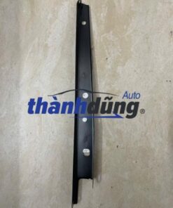 XƯƠNG ĐỠ KHÓA CAPO XE TOYOTA YARIS 2015 | 532150D121