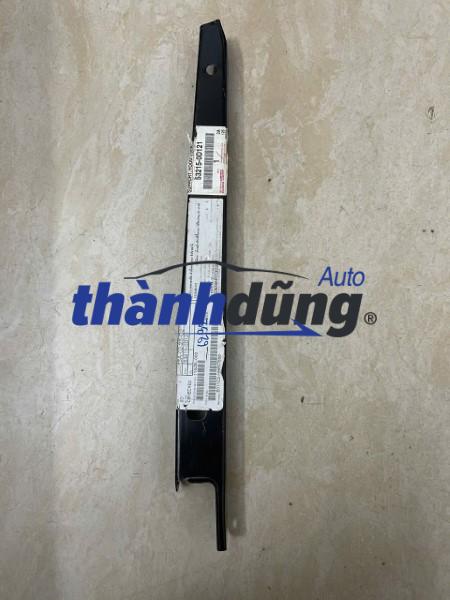 XƯƠNG ĐỠ KHÓA CAPO XE TOYOTA YARIS 2015 | 532150D121