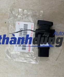 CÔNG TẮC MÁY LẠNH XE TOYOTA HILUX | 84660-0K010
